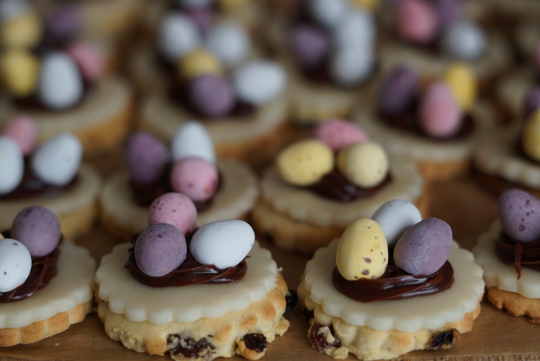 Dr Oetker sugar and spice Easter nest biscuits #recipe