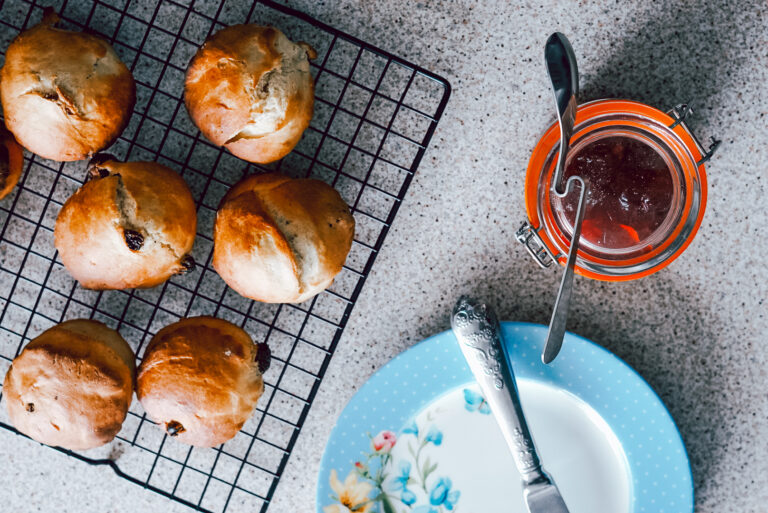An easy family fruit scone recipe with Tala