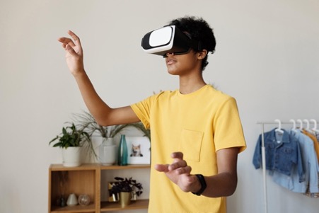 Exciting virtual tours to take your kids in 2021