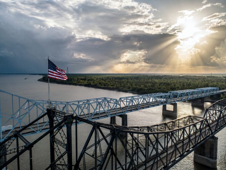 Mississippi: The state of the Great River