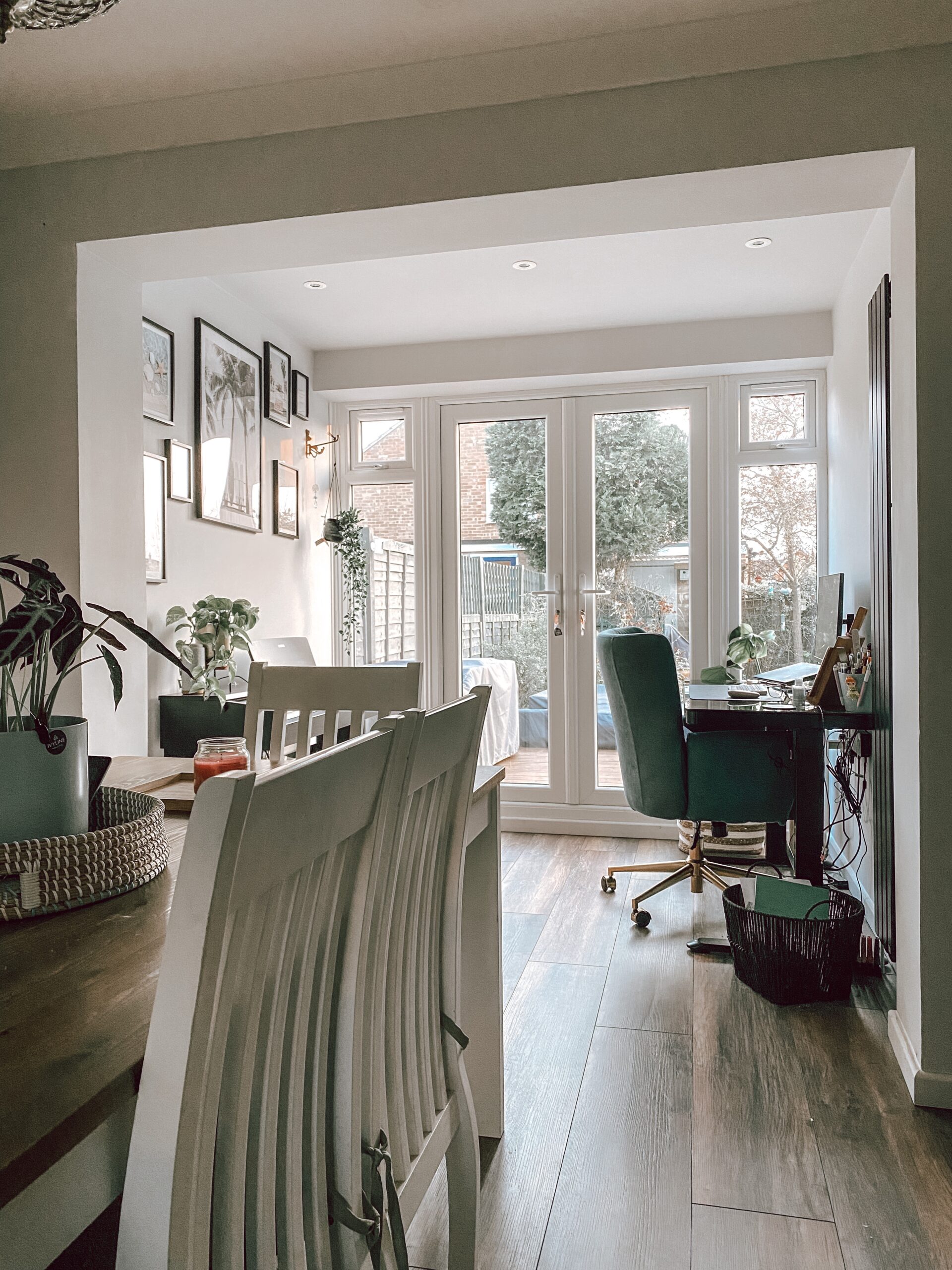 Top tips to build the perfect home office space - MummyConstant